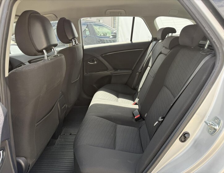 Toyota Avensis Kombi 1,8 l 108 kw