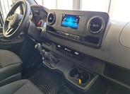 Mercedes-Benz Sprinter 14