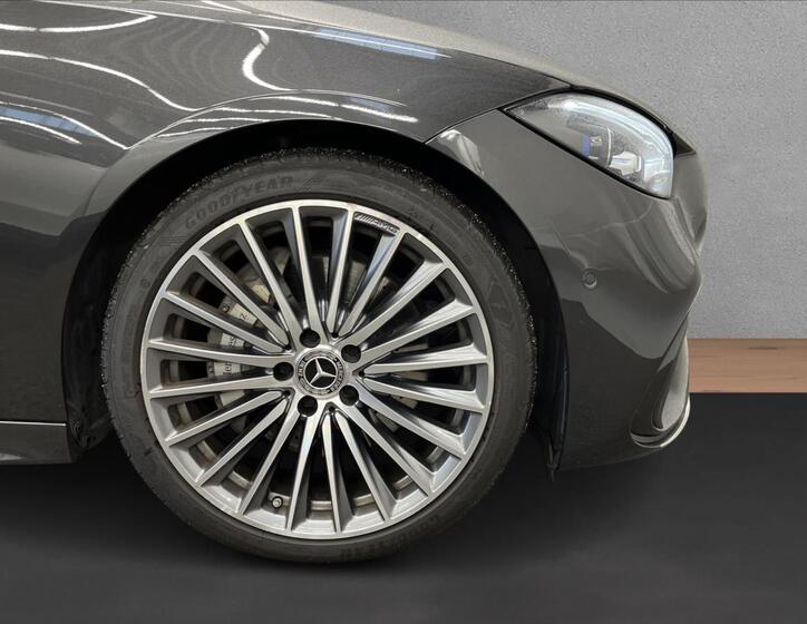 Mercedes-Benz Třídy C 22