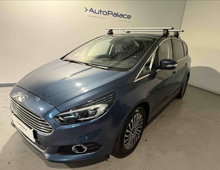 Ford S-MAX 1
