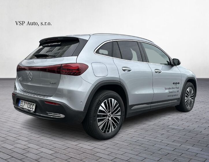 Mercedes-Benz EQA 7