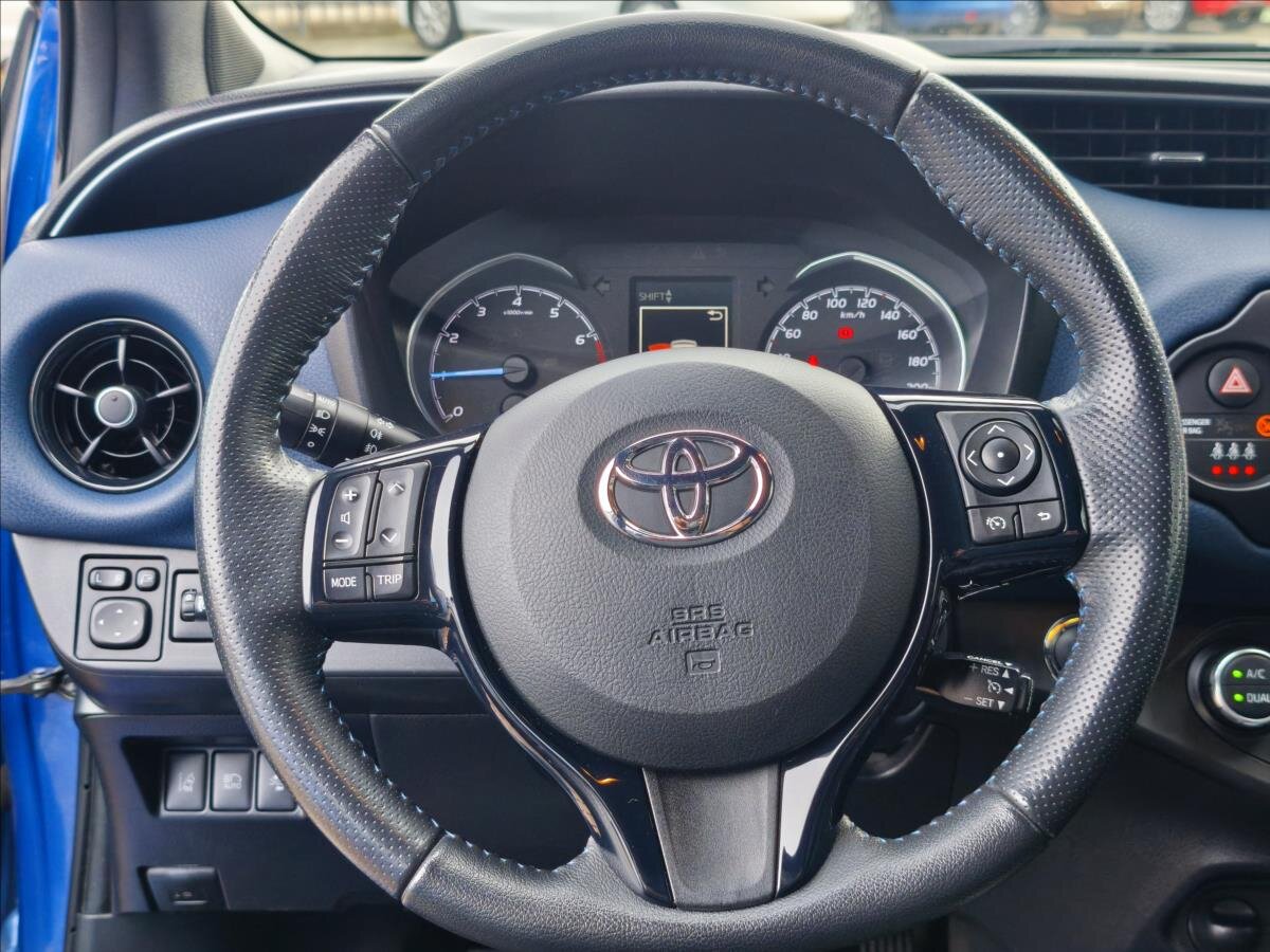 Toyota Yaris Hatchback 1,5 l 82 kw