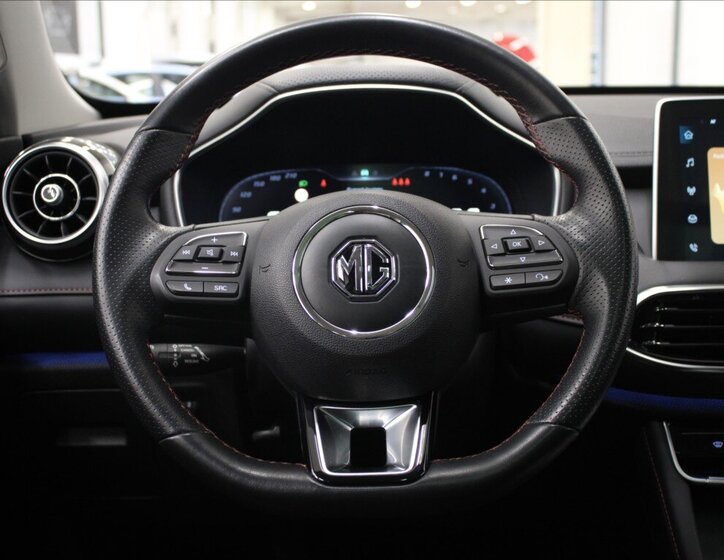 MG HS SUV 1,5 l 119 kw