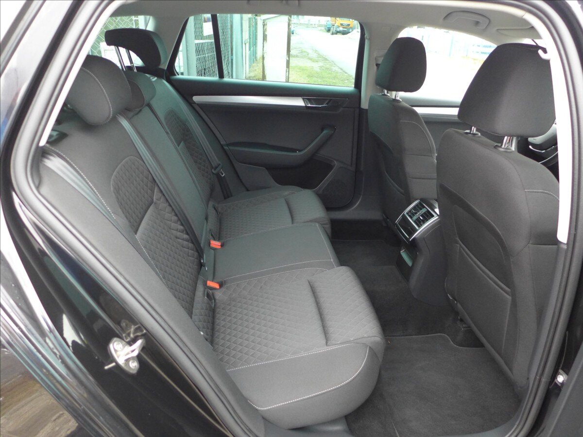 Škoda Superb Kombi 2,0 l 110 kw