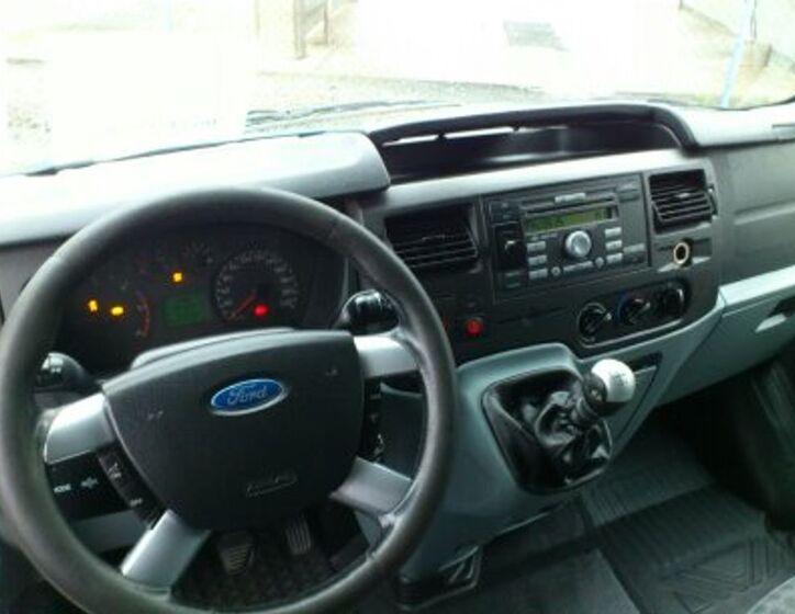 Ford Transit 17