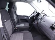 Volkswagen Caravelle 13