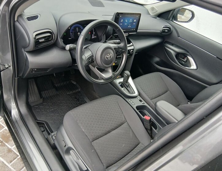 Toyota Yaris Cross 11