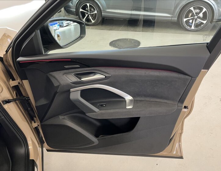 Audi Q5 SUV 2,0 l 150 kw