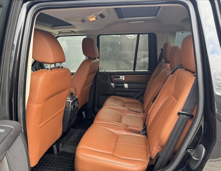 Land Rover Discovery 12