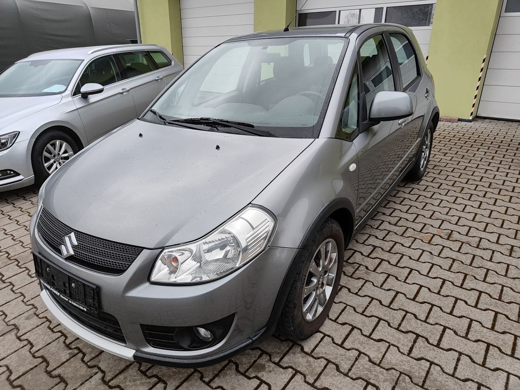 Suzuki SX4