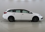 Toyota Auris 4