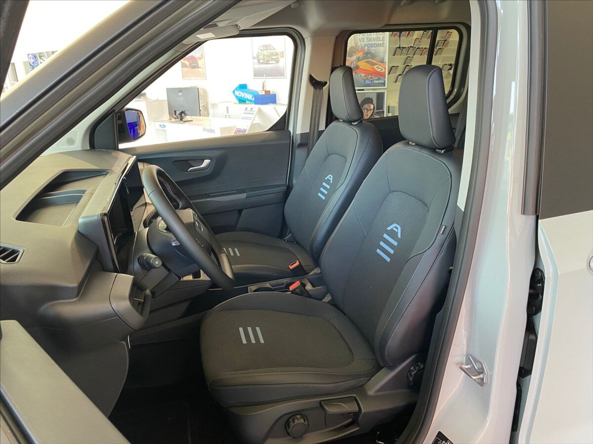 Ford Tourneo Courier MPV 0,0 100 kw