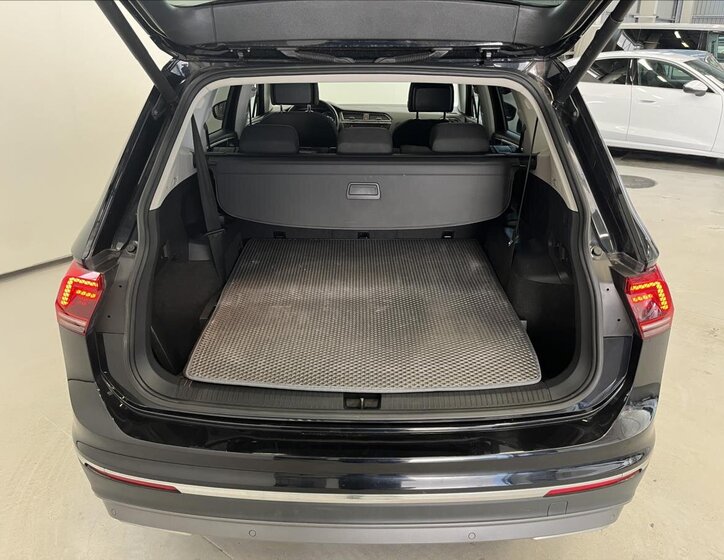 Volkswagen Tiguan Allspace SUV / Terénní 2,0 l 147 kw