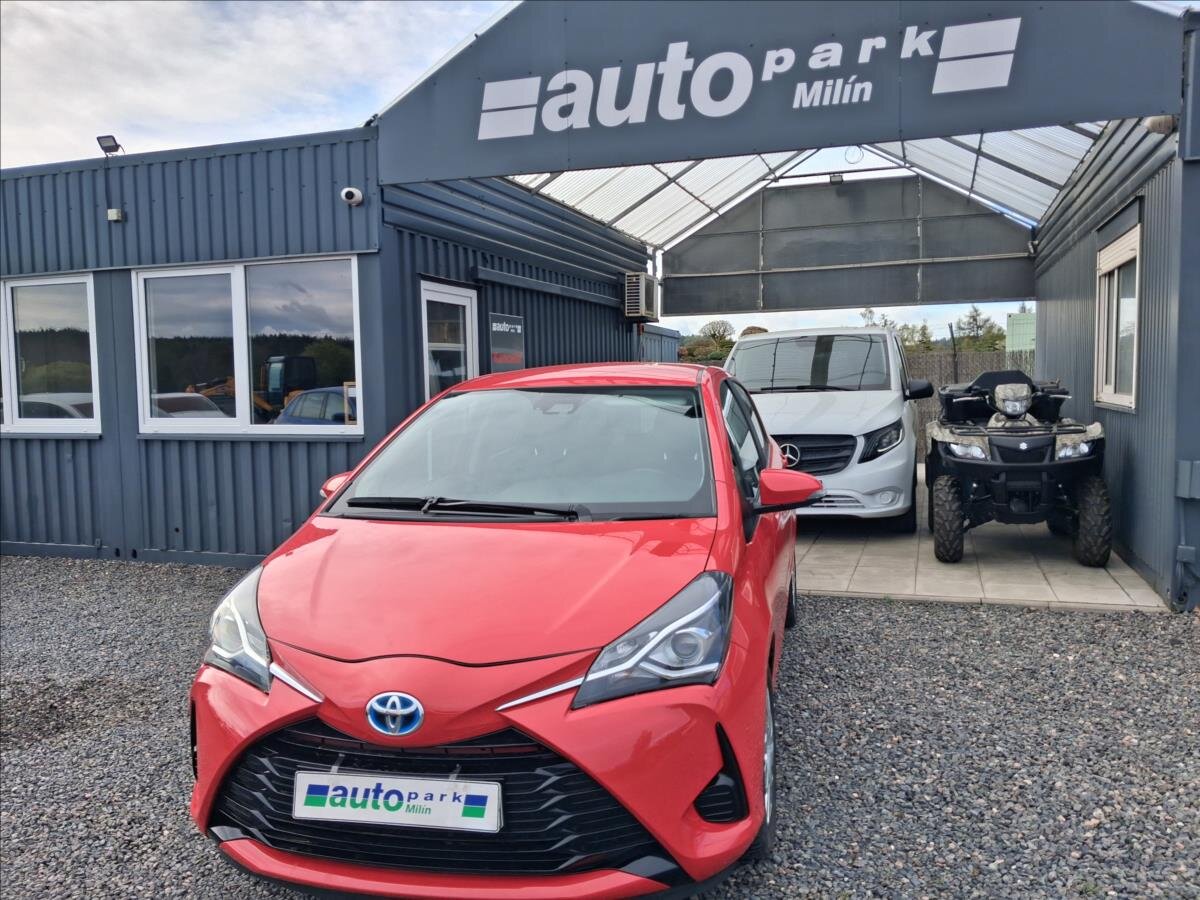 Toyota Yaris Kombi 1,5 l 54 kw