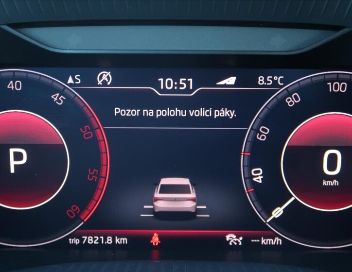 Škoda Karoq SUV / Terénní 1,6 l 85 kw