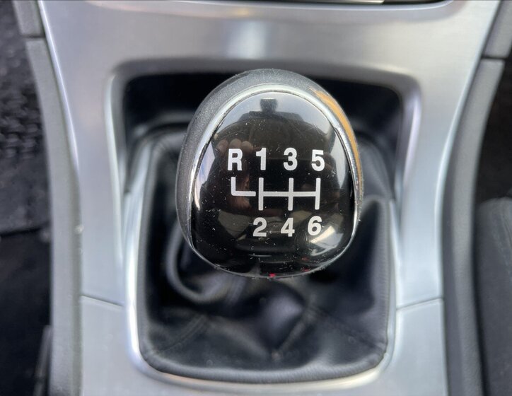 Ford Mondeo Kombi 2,0 l 103 kw