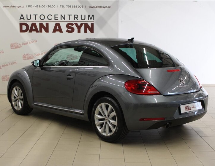 Volkswagen Beetle Hatchback 1,2 l 77 kw