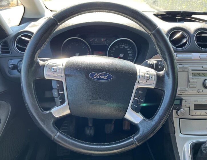 Ford Galaxy MPV 2,0 l 96 kw