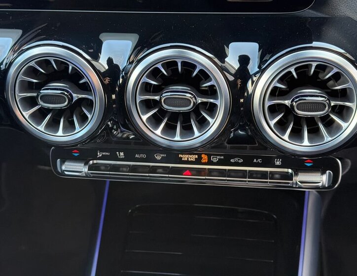 Mercedes-Benz EQA SUV / Terénní 0,0 140 kw