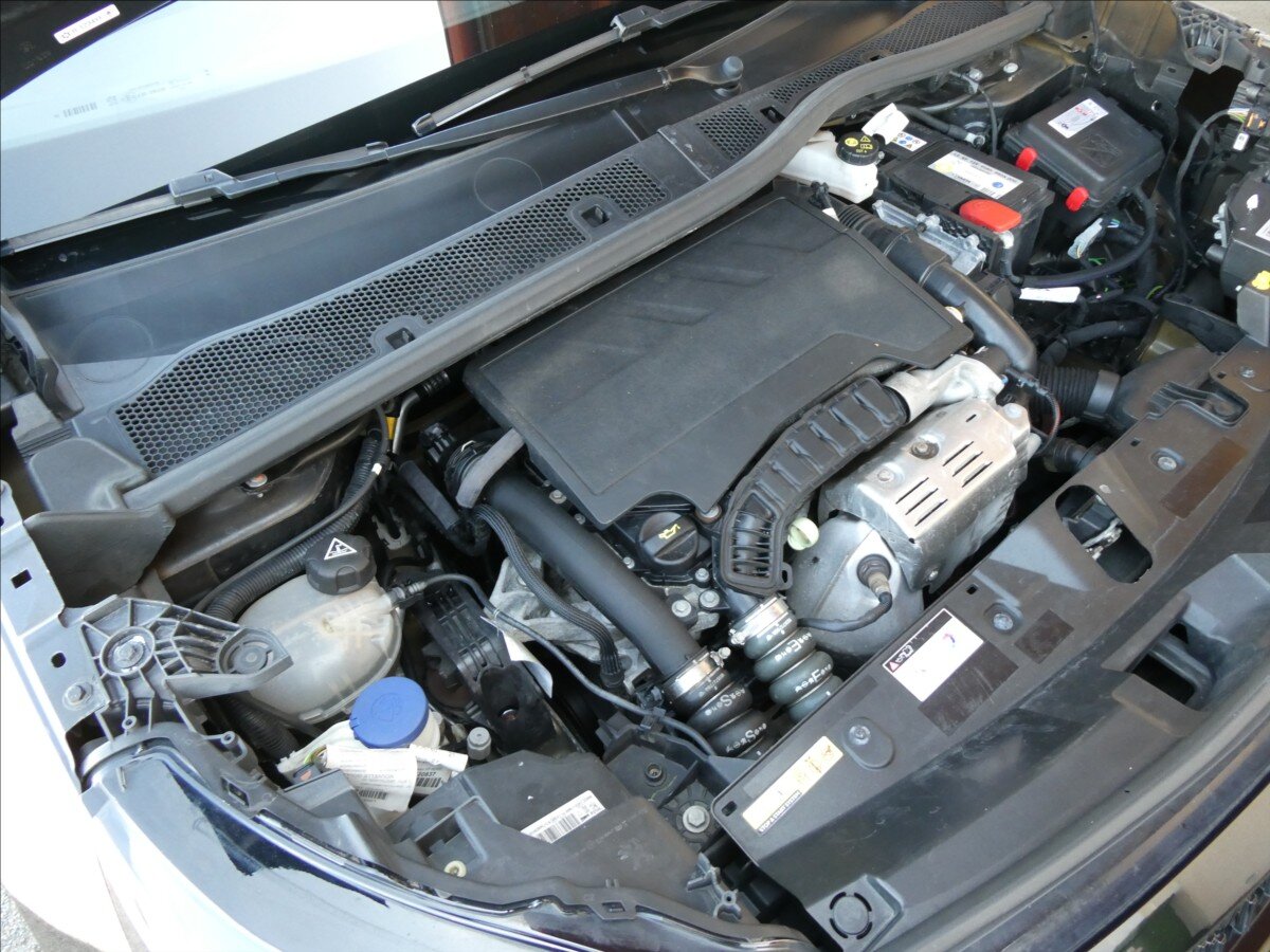 Peugeot 2008 SUV / Terénní 1,2 l 96 kw