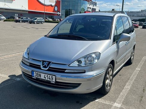 Peugeot 807 MPV 2,0 l 100 kw