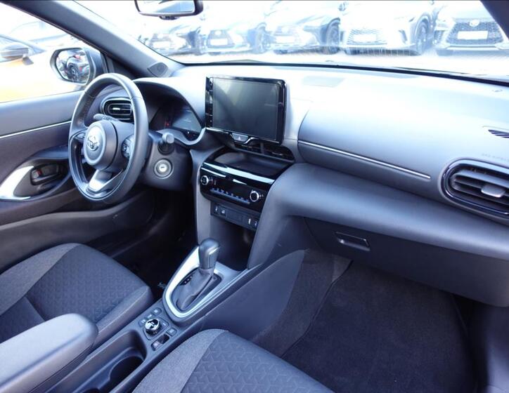 Toyota Yaris Cross 34