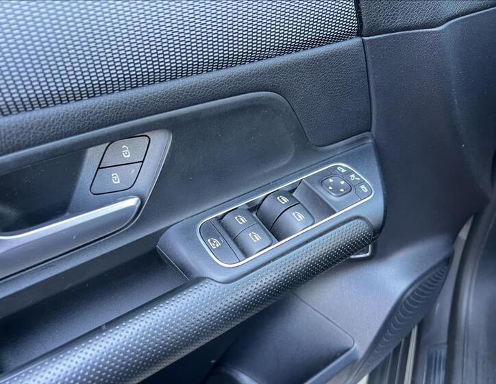 Mercedes-Benz Třídy B 43