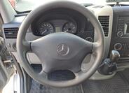 Mercedes-Benz Sprinter 10