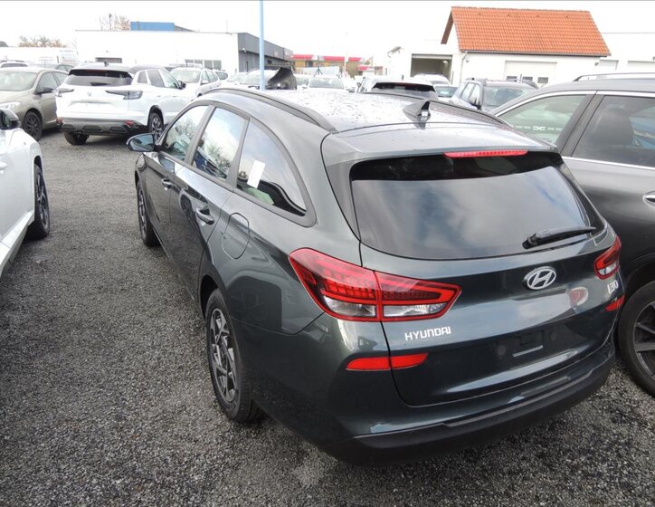Hyundai i30 Kombi 1,5 l 70 kw