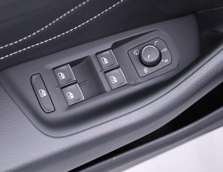 Volkswagen Arteon Kombi 2,0 l 206 kw