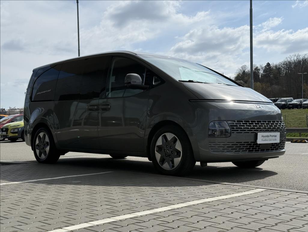 Hyundai Staria VAN / Minibus 2,2 l 130 kw