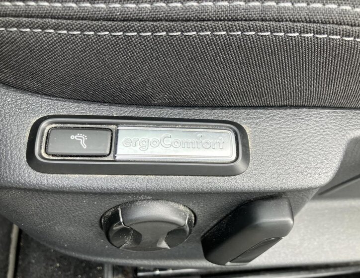 Volkswagen Passat Kombi 2,0 l 90 kw