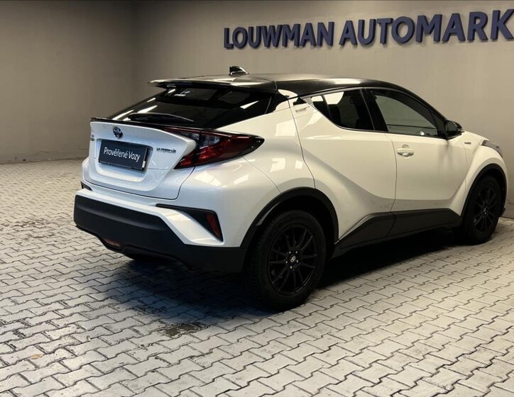 Toyota C-HR Hatchback 1,8 l 72 kw