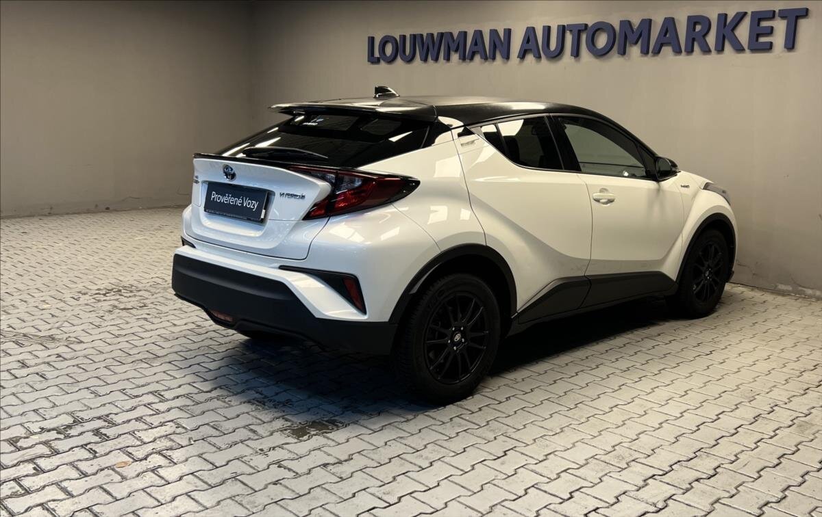 Toyota C-HR Hatchback 1,8 l 72 kw