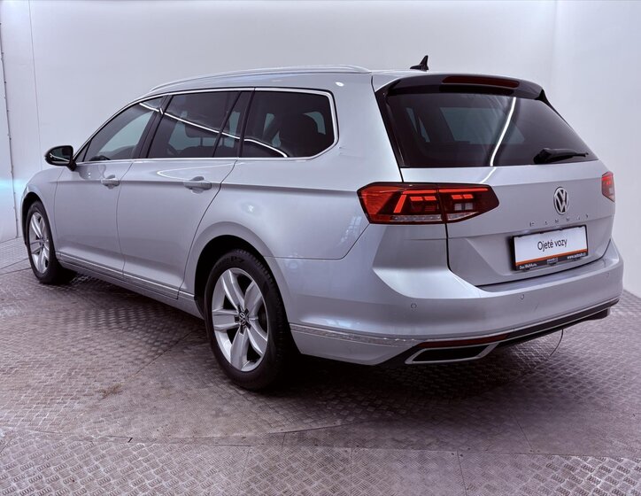 Volkswagen Passat Kombi 2,0 l 110 kw