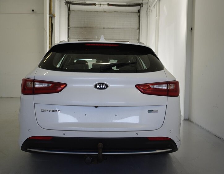 KIA Optima Kombi 2,0 l 151 kw