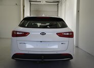 KIA Optima Kombi 2,0 l 151 kw