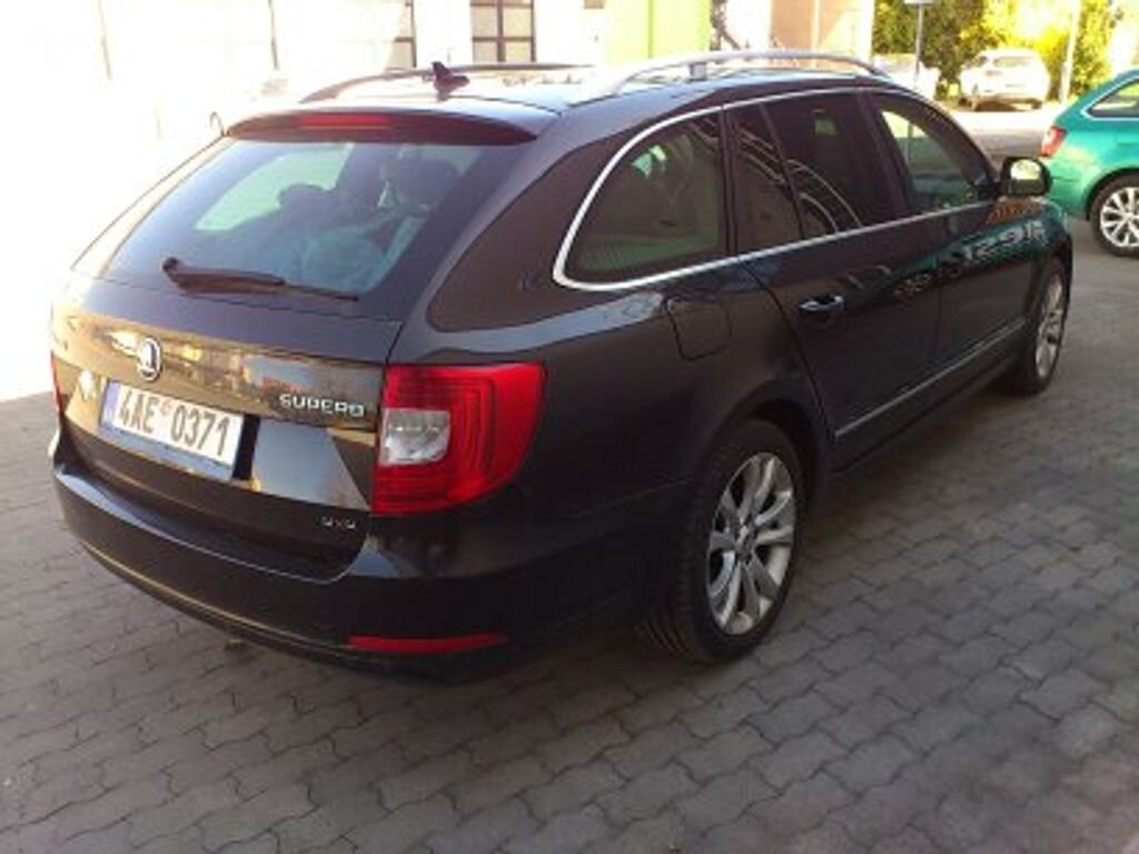 Škoda Superb Kombi 2,0 l 125 kw
