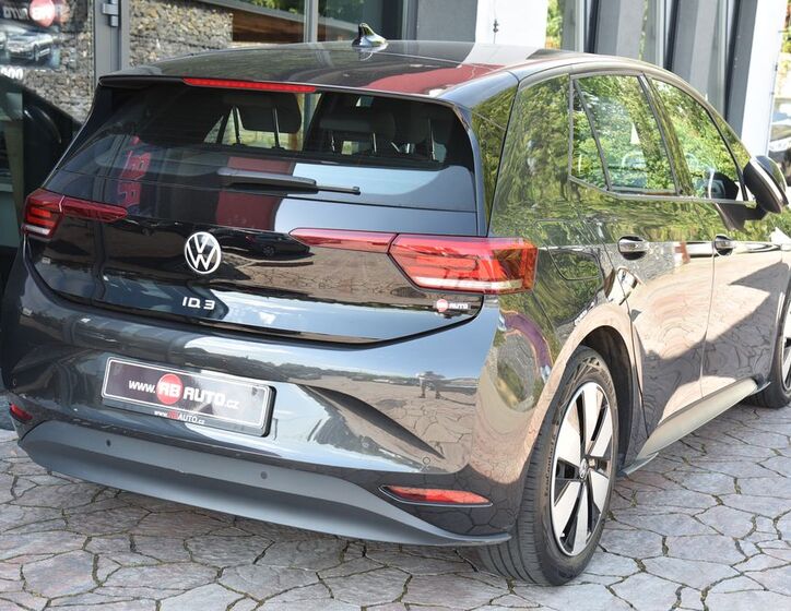 Volkswagen ID.3 8
