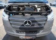 Mercedes-Benz Sprinter 17