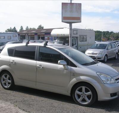 Toyota Corolla Verso 4