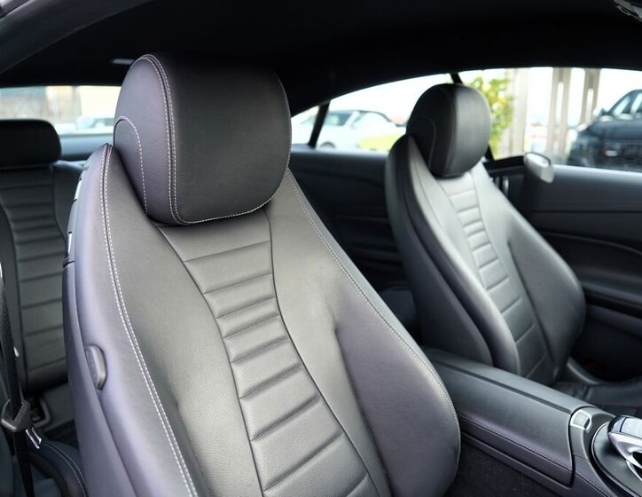 Mercedes-Benz Třídy E Kupé 2,0 l 180 kw