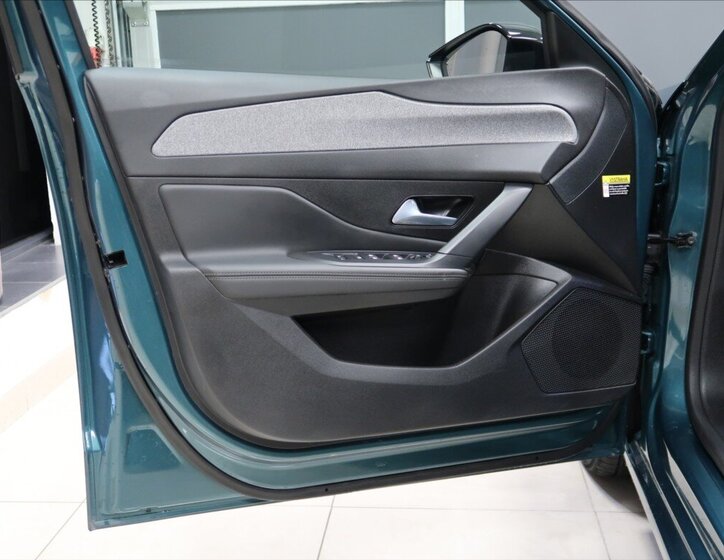 Peugeot 308 Kombi 1,2 l 100 kw