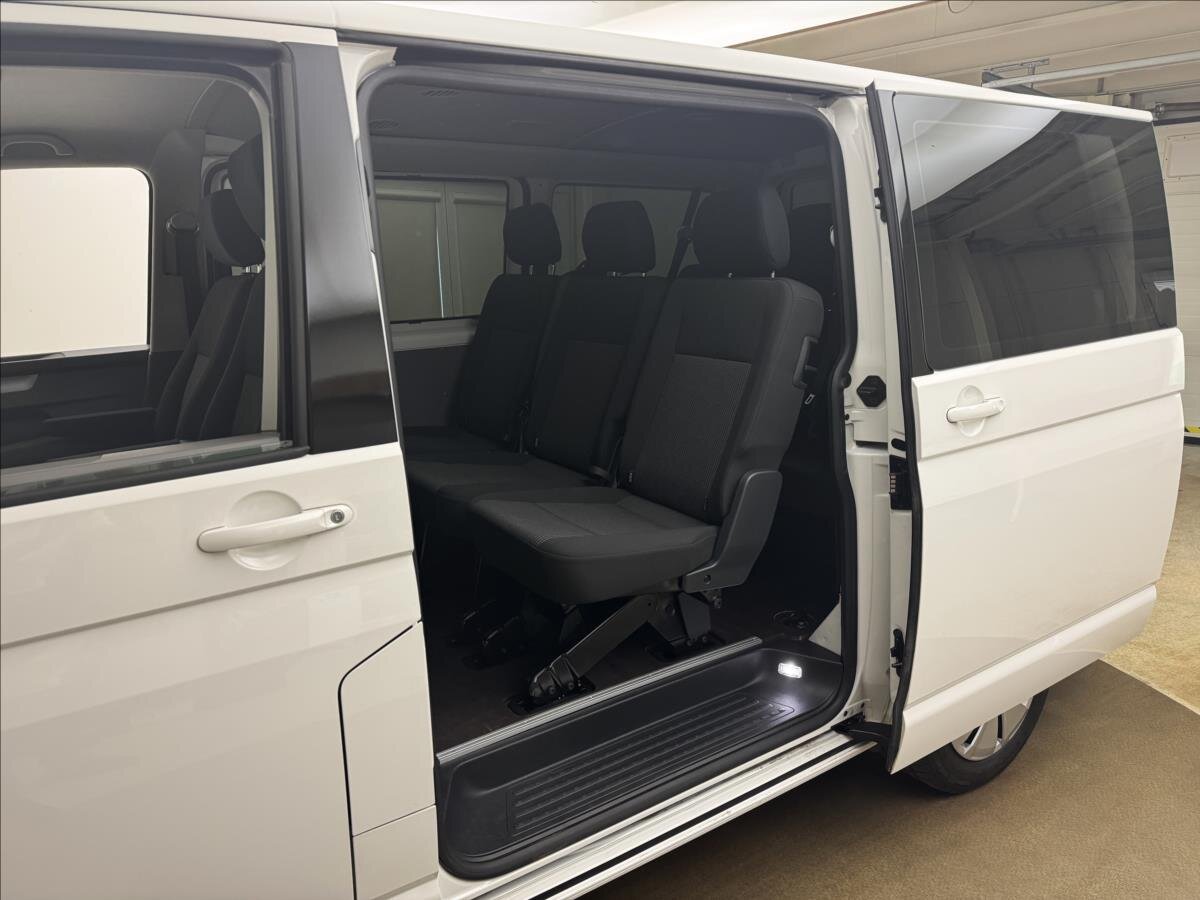 Volkswagen Transporter Kombi 2,0 l 110 kw