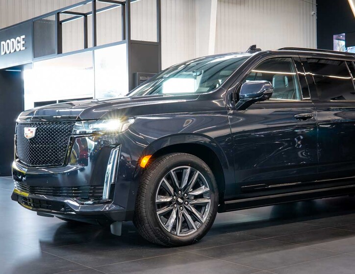 Cadillac Escalade 13