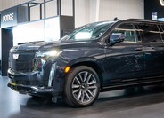 Cadillac Escalade 13