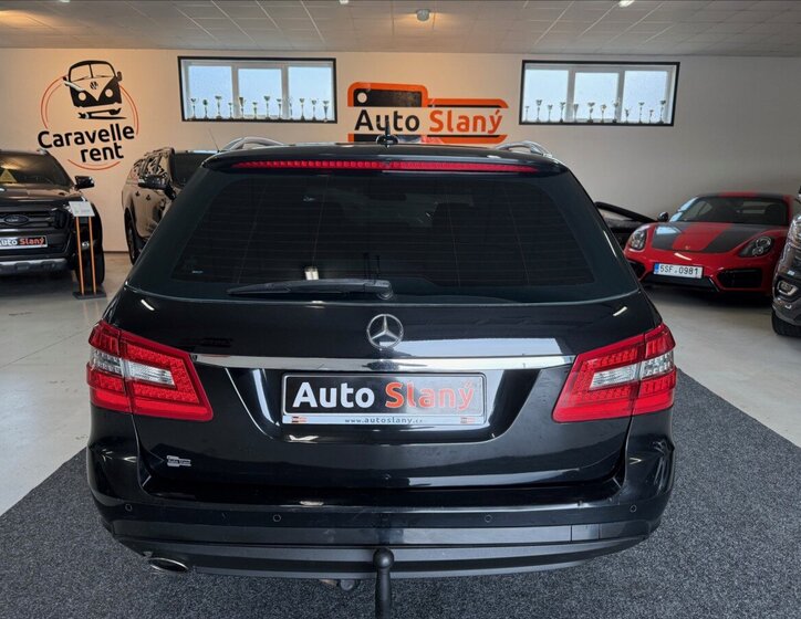 Mercedes-Benz Třídy E Kombi 2,1 l 100 kw