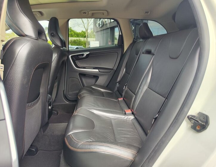 Volvo XC60 SUV / Terénní 2,4 l 136 kw