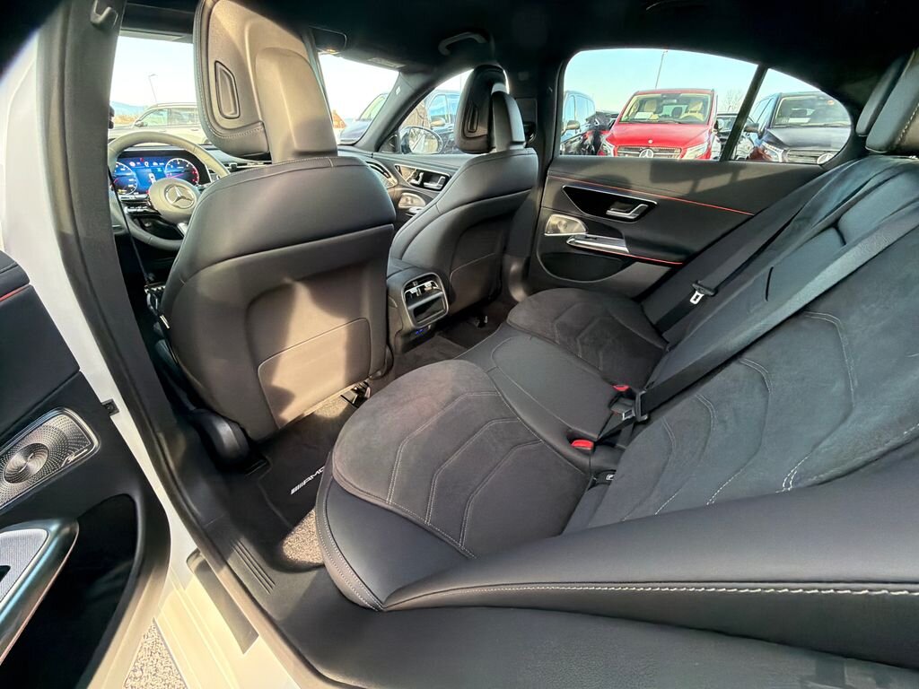 Mercedes-Benz Třídy E Sedan / Limuzína 2,0 l 145 kw