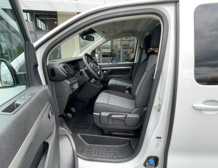 Toyota ProAce Verso 19
